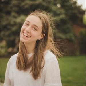 Meet your Posher, Lucy